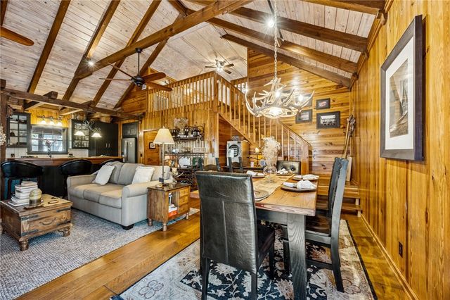 295 Incachee Court, Woodbine, GA 31569