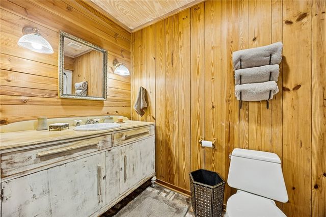 295 Incachee Court, Woodbine, GA 31569