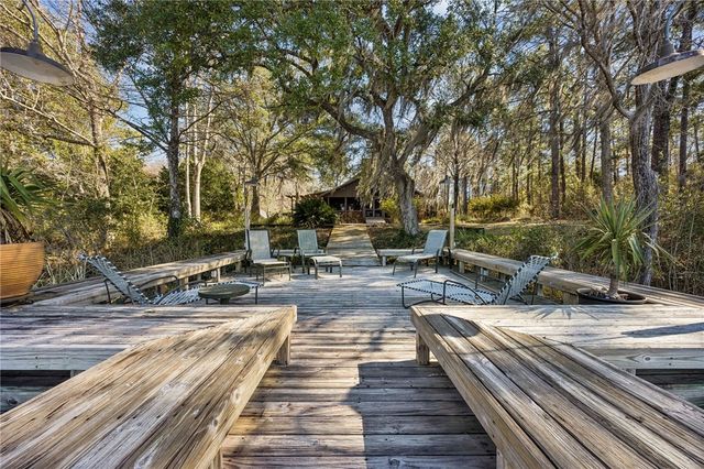 295 Incachee Court, Woodbine, GA 31569