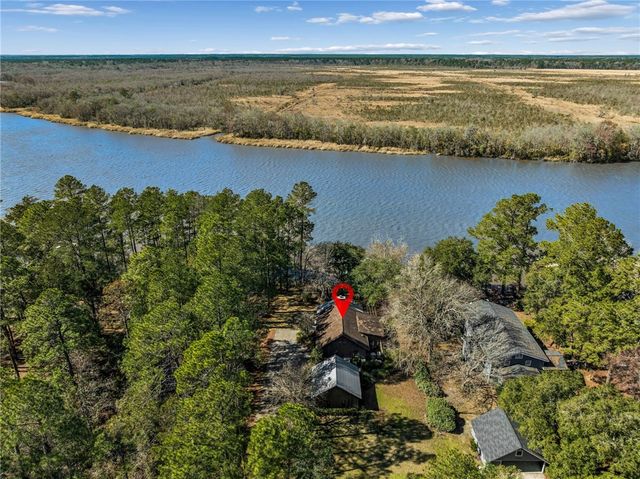 295 Incachee Court, Woodbine, GA 31569