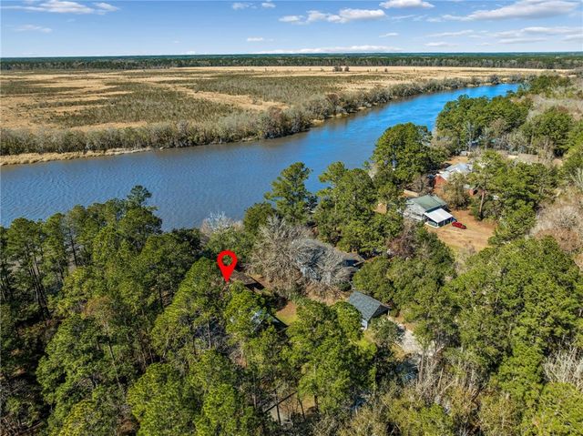 295 Incachee Court, Woodbine, GA 31569