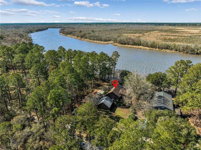 295 Incachee Court, Woodbine, GA 31569