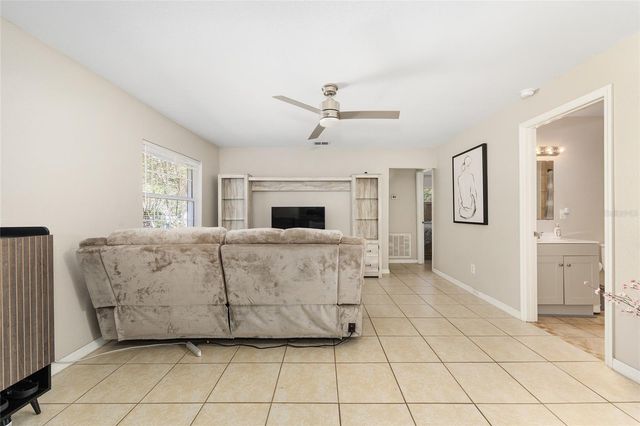 5818 NW 3RD PLACE, Ocala, FL 34482