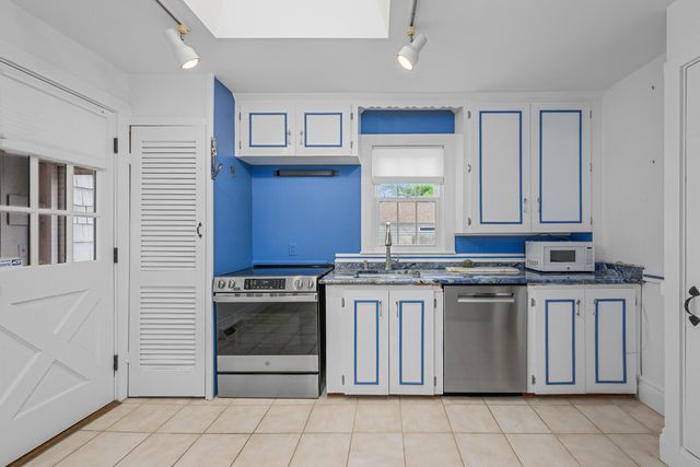 244 Craigville Beach Road, Hyannis, MA 02601