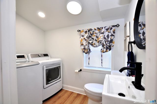 456 Plainville Avenue, Farmington, CT 06085