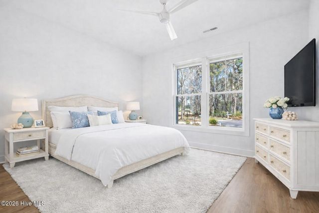 1643 Deerfield Drive SW, Ocean Isle Beach, NC 28469