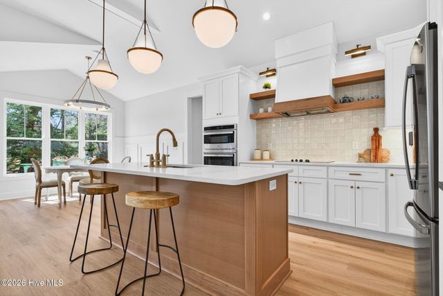 1643 Deerfield Drive SW, Ocean Isle Beach, NC 28469