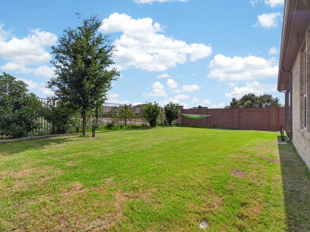 636 Corner Post Path, Celina, TX 75009