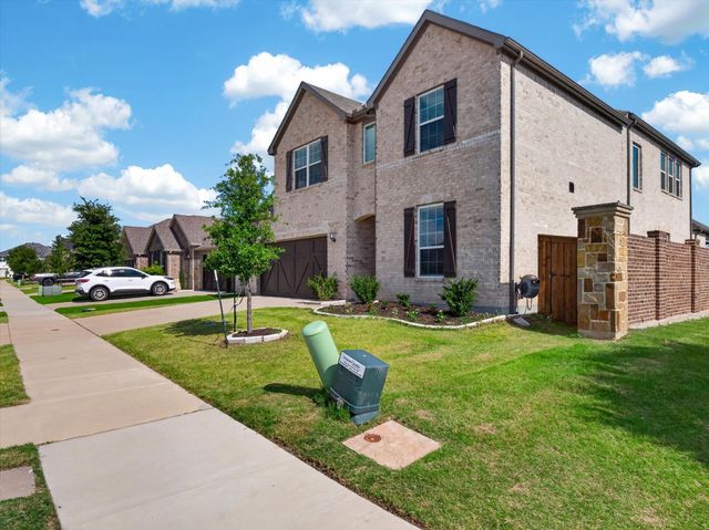 636 Corner Post Path, Celina, TX 75009