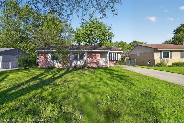 10972 Van Buren Street, Van Buren Charter Township, MI 48111