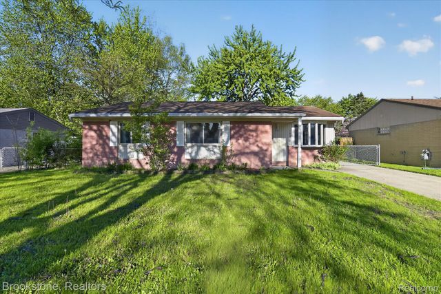10972 Van Buren Street, Van Buren Charter Township, MI 48111