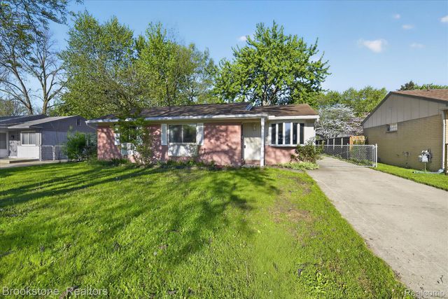 10972 Van Buren Street, Van Buren Charter Township, MI 48111