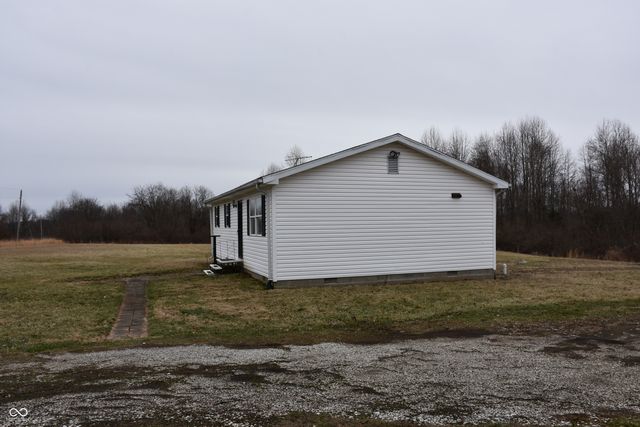 5995 Freedom Heights Drive, Freedom, IN 47431