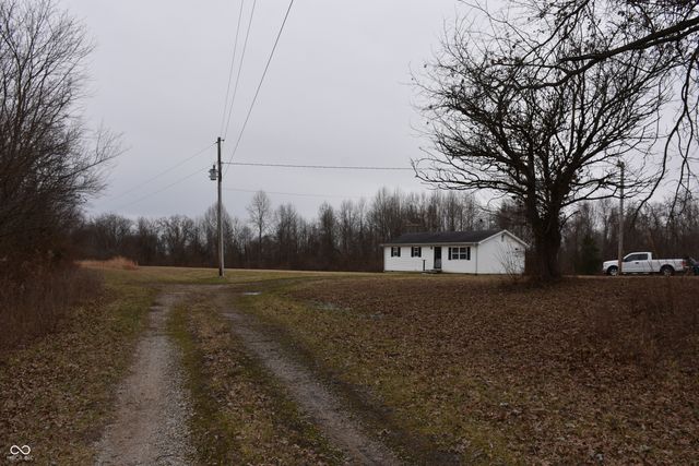 5995 Freedom Heights Drive, Freedom, IN 47431