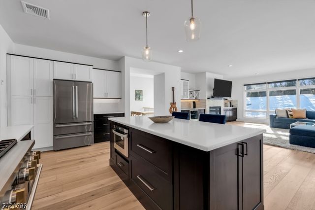 30 Kokora Ave, Montville Twp., NJ 07045