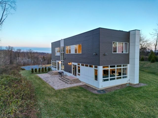 30 Kokora Ave, Montville Twp., NJ 07045