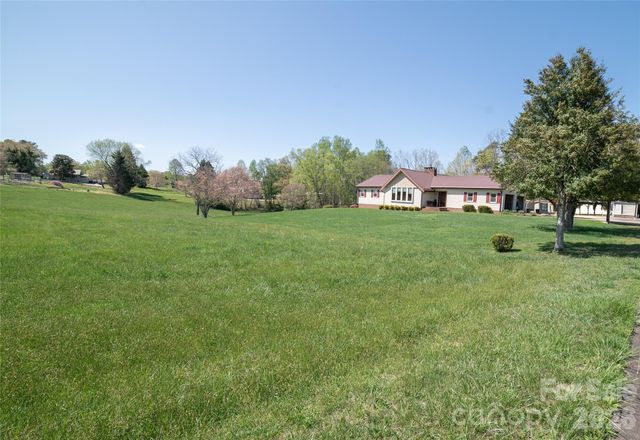 1368 Cajah Mountain Road, Hudson, NC 28638