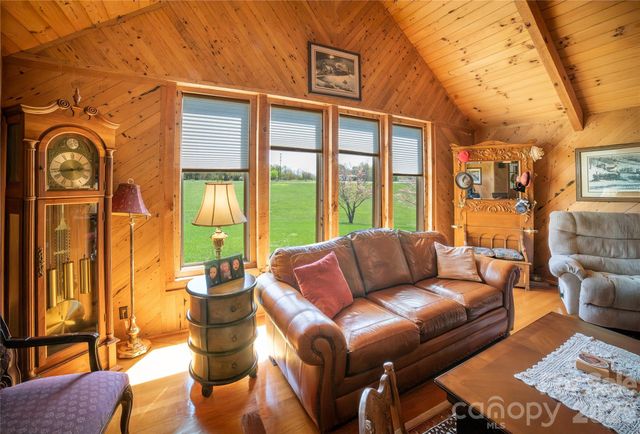 1368 Cajah Mountain Road, Hudson, NC 28638