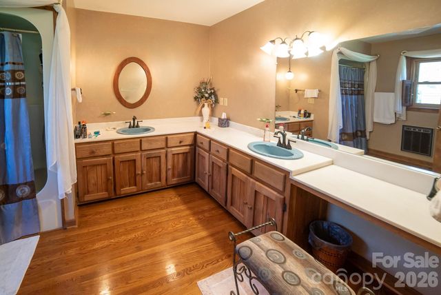 1368 Cajah Mountain Road, Hudson, NC 28638