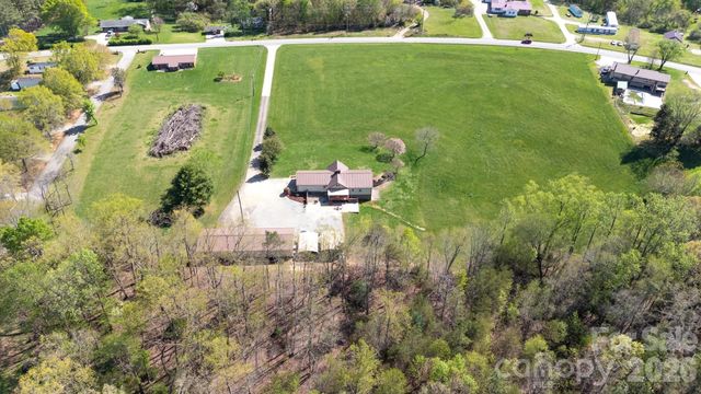 1368 Cajah Mountain Road, Hudson, NC 28638