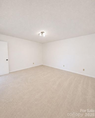 1368 Cajah Mountain Road, Hudson, NC 28638