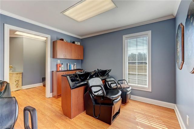 1418 Freeway Drive, Reidsville, NC 27320