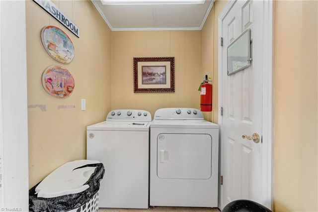 1418 Freeway Drive, Reidsville, NC 27320