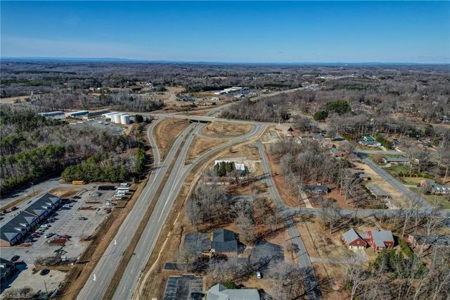 1418 Freeway Drive, Reidsville, NC 27320