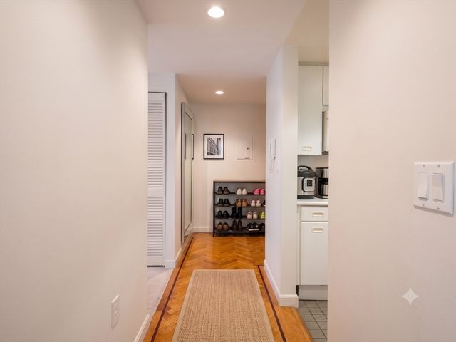 931 Massachusetts Ave 303, Cambridge, MA 02139