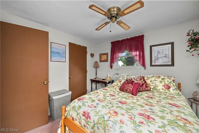 829 Delaware Avenue, Elyria, OH 44035