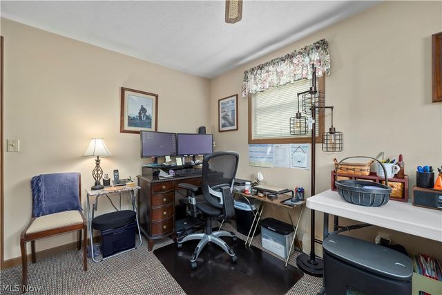 829 Delaware Avenue, Elyria, OH 44035
