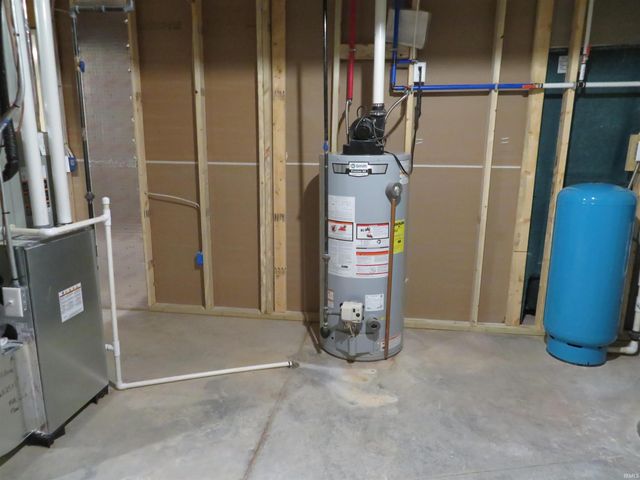 18497 Falcons Lair Court, New Paris, IN 46553