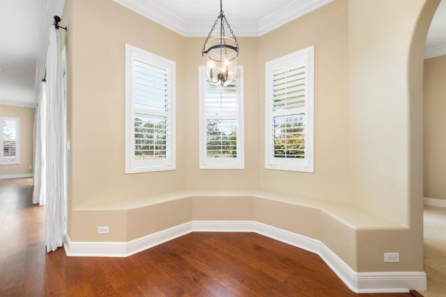 12878 N 70th Pl Place N, West Palm Beach, FL 33412