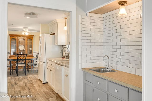 811 Silverthorn Court, Barefoot Bay, FL 32976