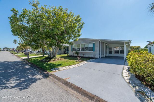 811 Silverthorn Court, Barefoot Bay, FL 32976