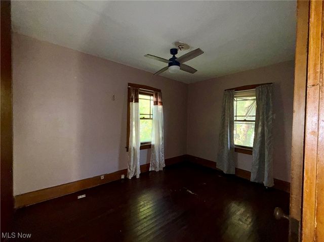 802 W Laclede Avenue, Youngstown, OH 44511