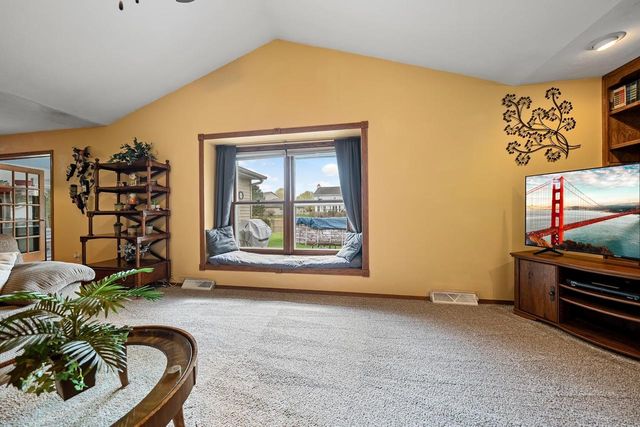 1960 CHARLES STREET, De Pere, WI 54115