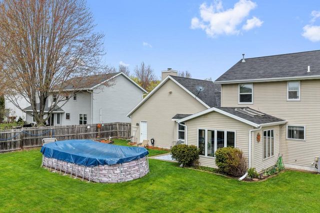 1960 CHARLES STREET, De Pere, WI 54115