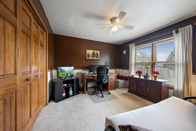 1960 CHARLES STREET, De Pere, WI 54115