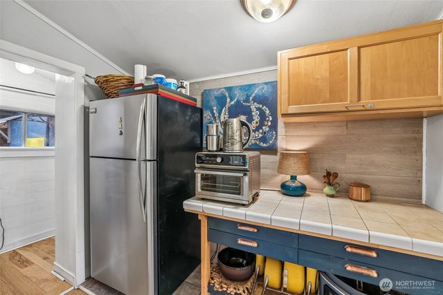 1019 W 37th Street, Vancouver, WA 98660