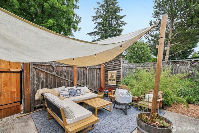 1019 W 37th Street, Vancouver, WA 98660