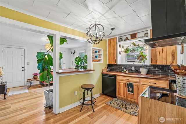 1019 W 37th Street, Vancouver, WA 98660