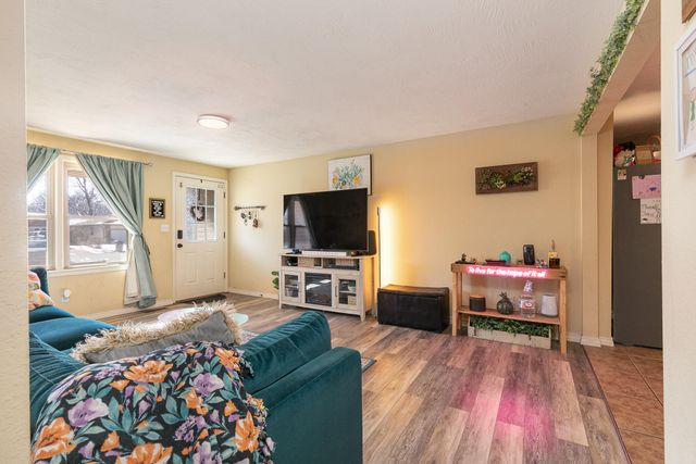 535 E Whiteside Street, Springfield, MO 65807