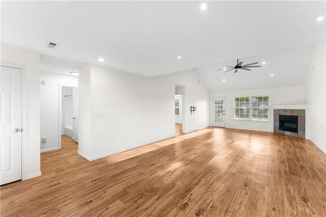 521 Prairie Street, Lowell, AR 72745