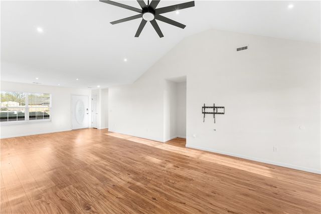 521 Prairie Street, Lowell, AR 72745