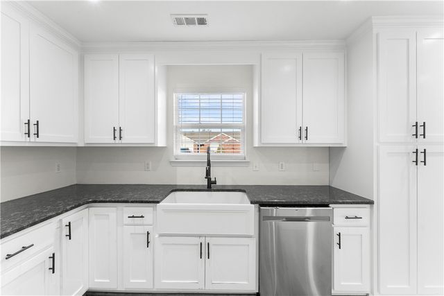 521 Prairie Street, Lowell, AR 72745