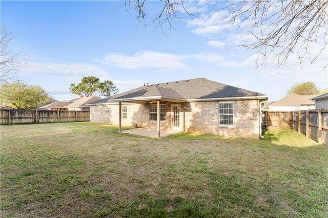 521 Prairie Street, Lowell, AR 72745