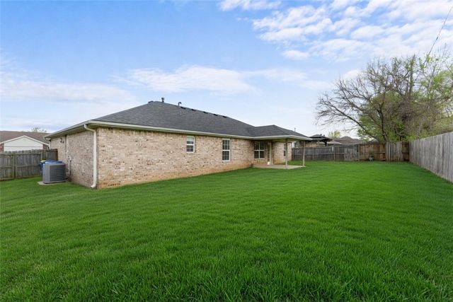 521 Prairie Street, Lowell, AR 72745