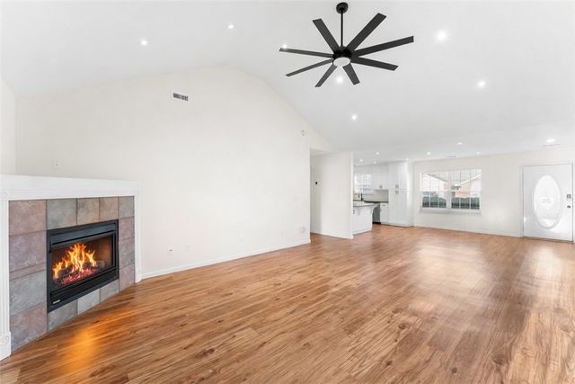 521 Prairie Street, Lowell, AR 72745