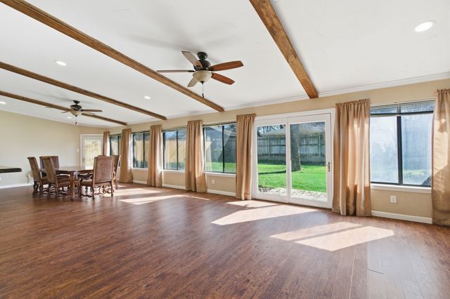 1760 Acorn Lane, Hurst, TX 76054